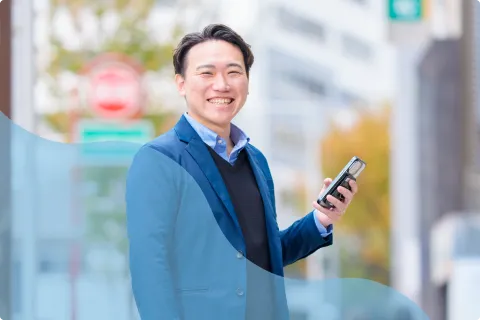 笑顔の男性スタッフ