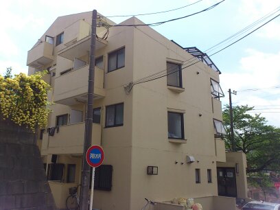 多摩市