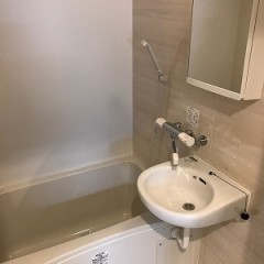 足立区